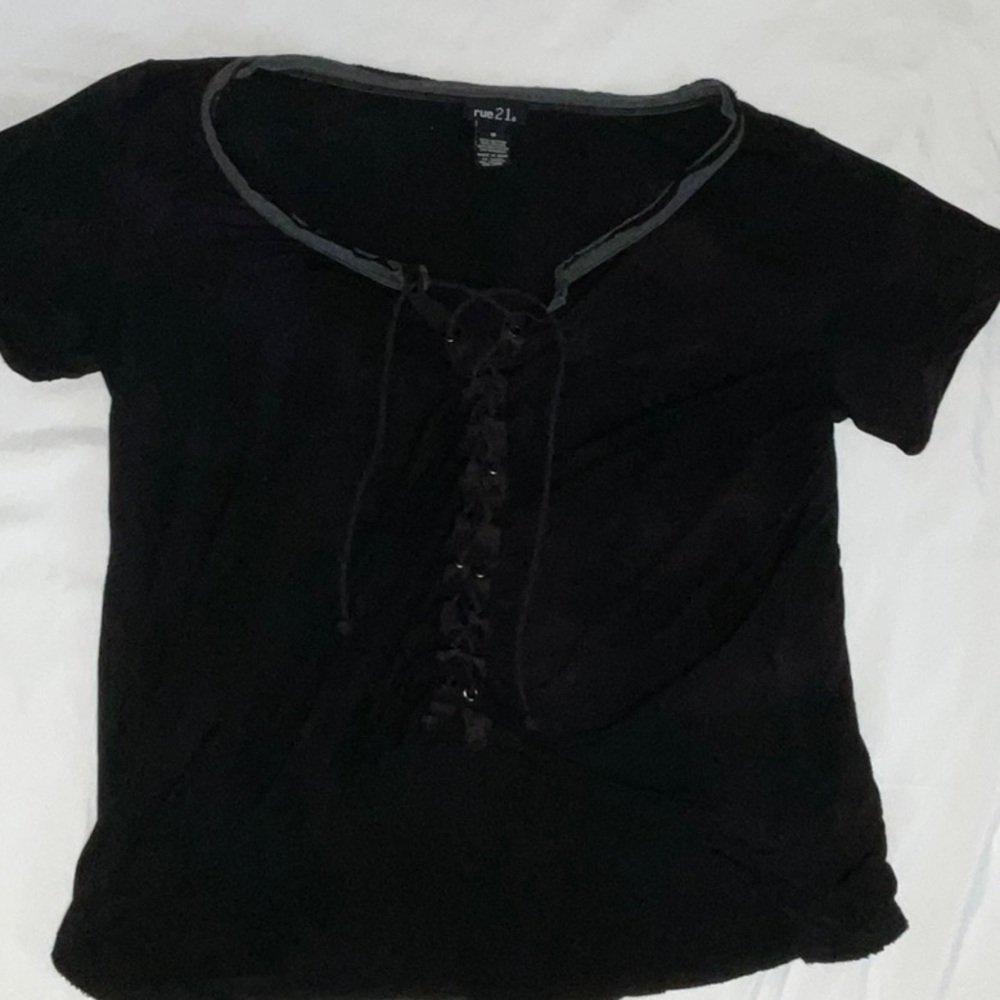 Rue 21 Black Tie Front Short Sleeve T-Shirt